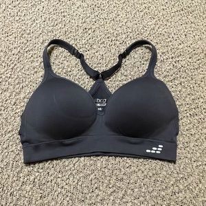 sport bra